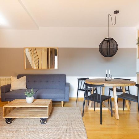 Elegante Duplex En Terrassa, Barcelona Apartman Kültér fotó