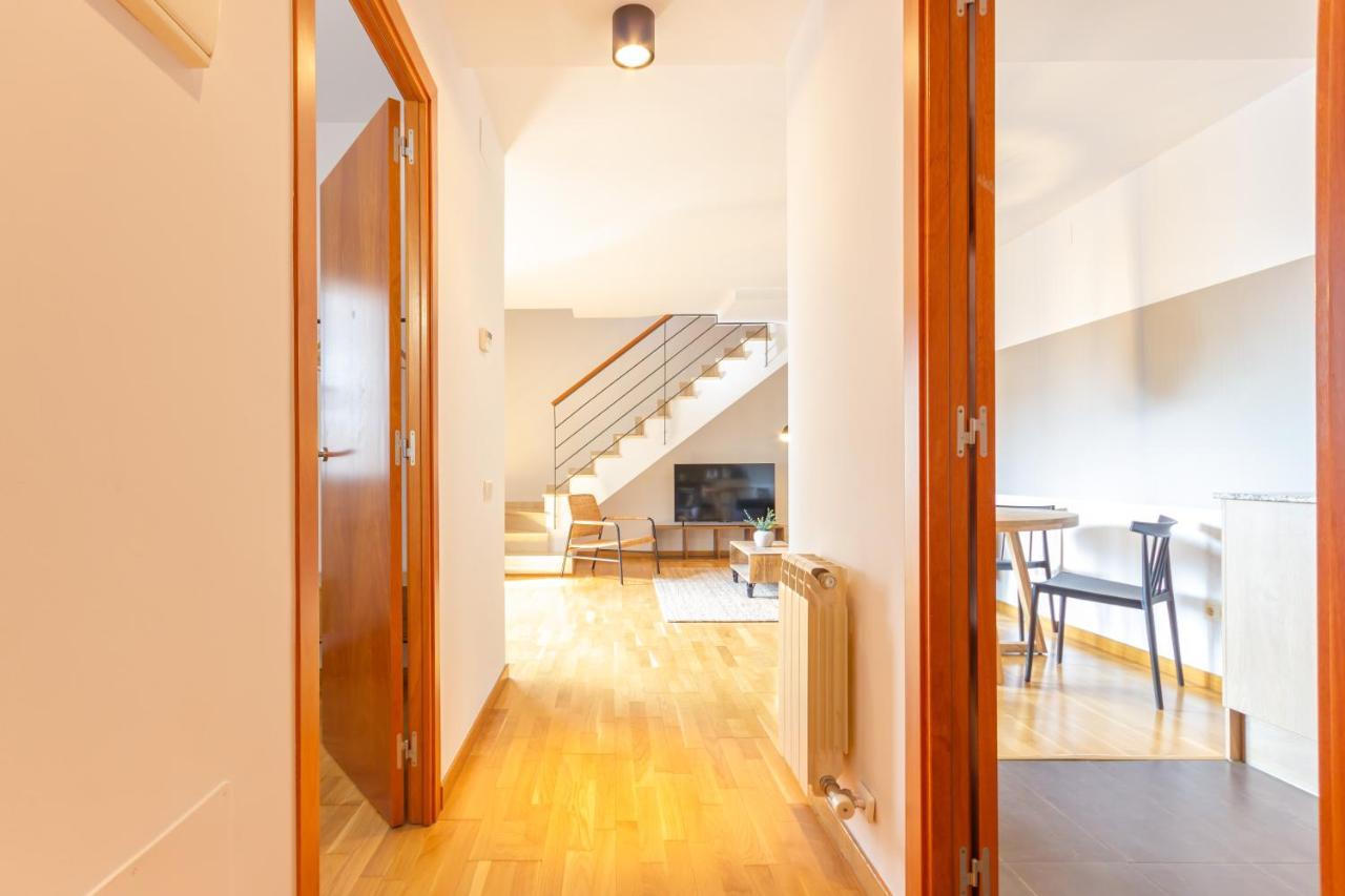 Elegante Duplex En Terrassa, Barcelona Apartman Kültér fotó