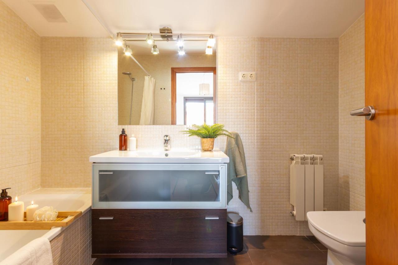 Elegante Duplex En Terrassa, Barcelona Apartman Kültér fotó