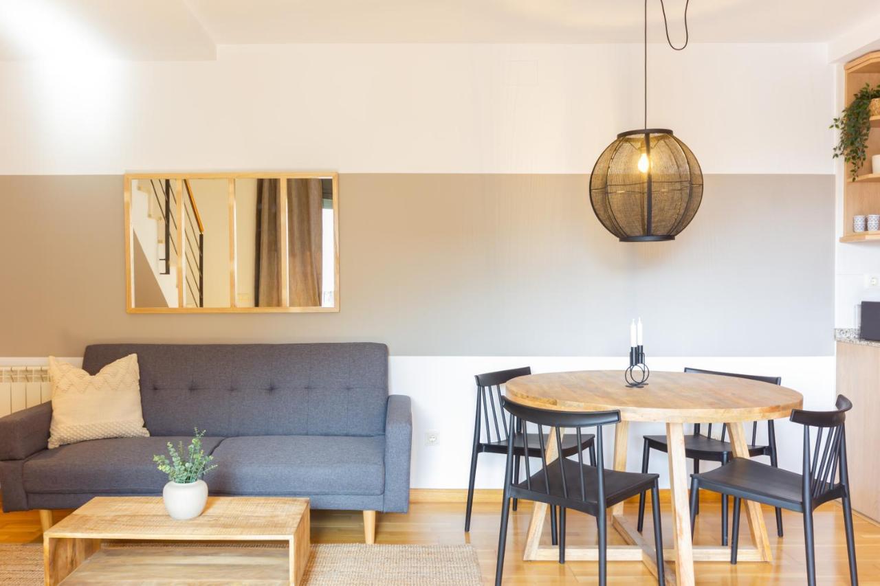 Elegante Duplex En Terrassa, Barcelona Apartman Kültér fotó