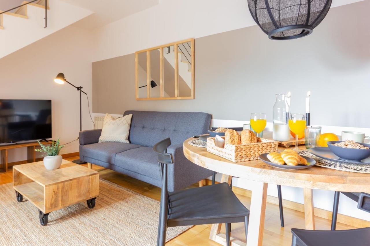 Elegante Duplex En Terrassa, Barcelona Apartman Kültér fotó